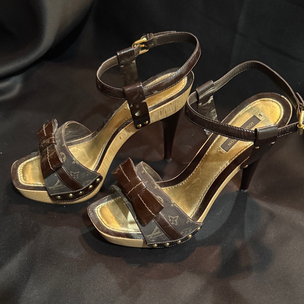 Louis Vuitton Brown and Gold Heels